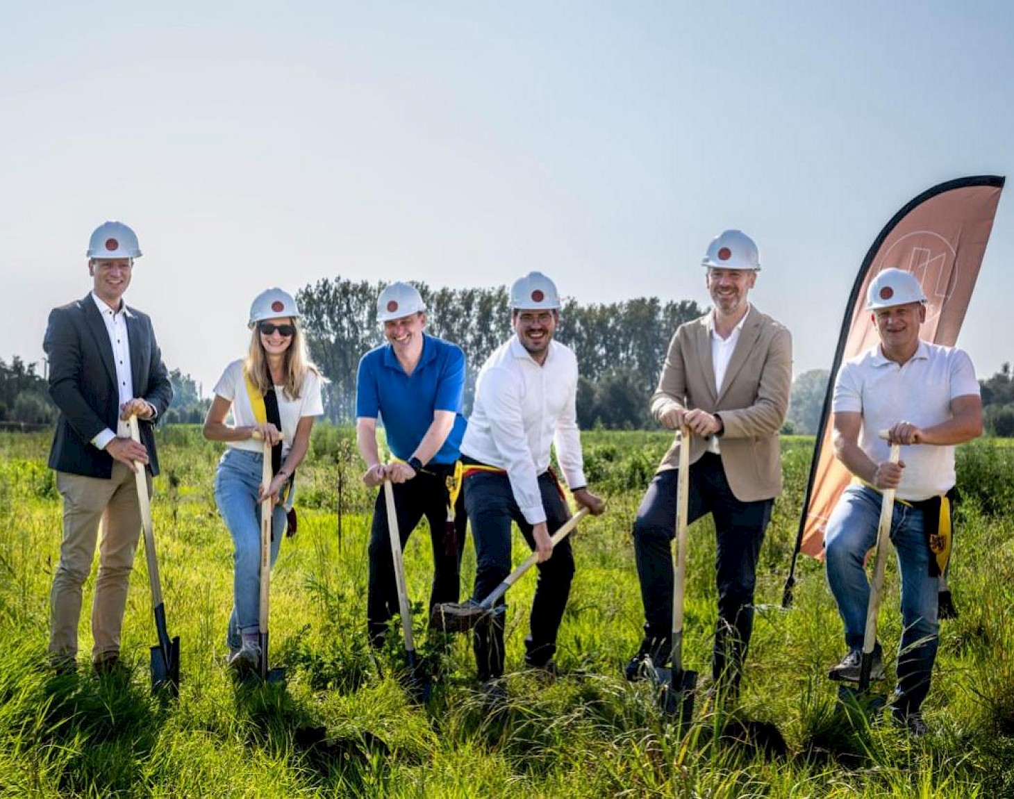 The groundbreaking ceremony of Veldekenspark.